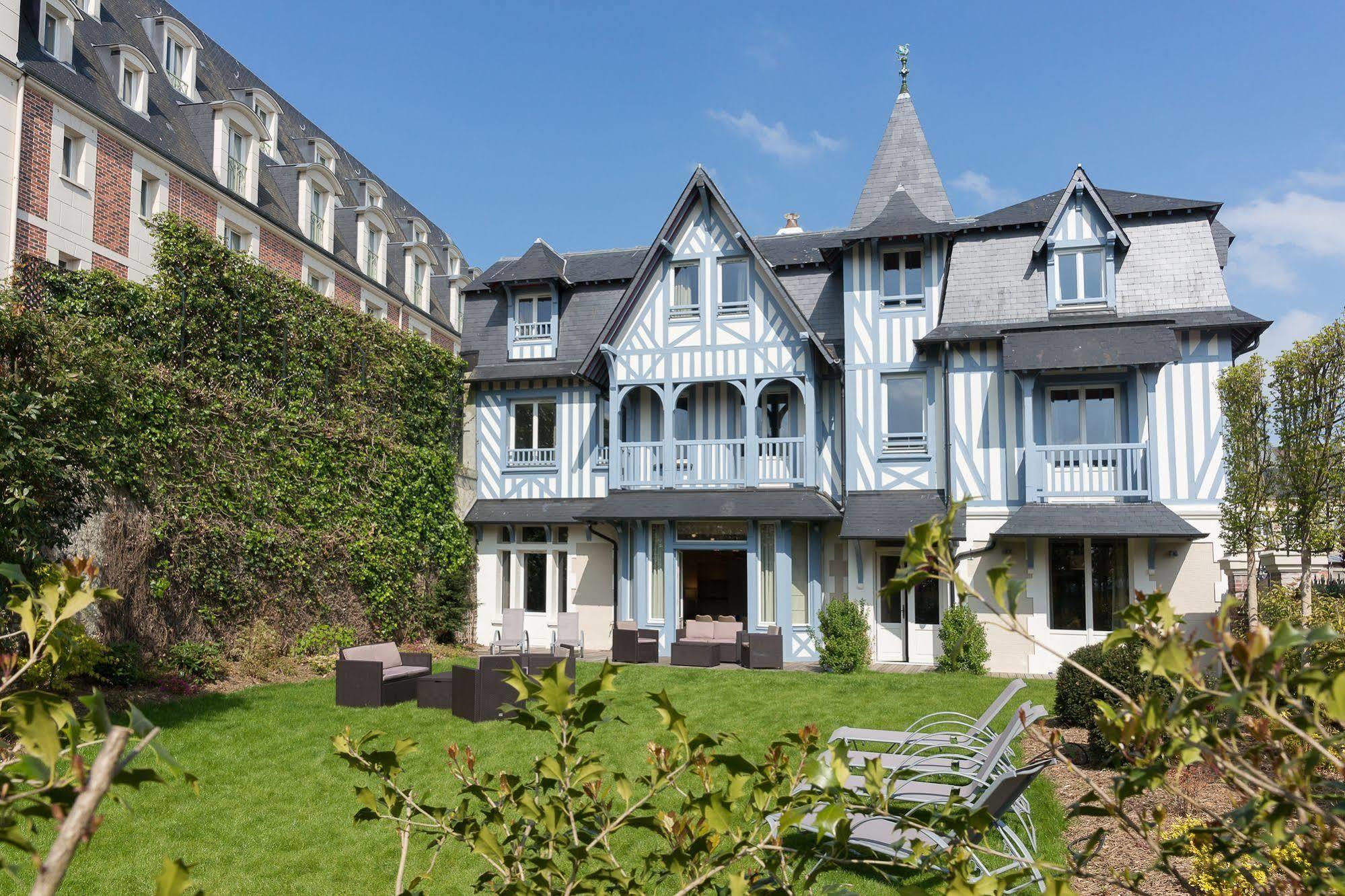 Villa Odette Deauville Exteriör bild